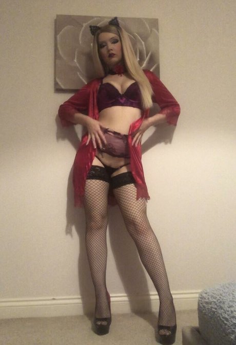 Miss Redhead Lucie hd star pic