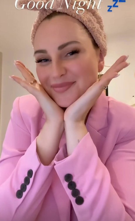 blonde deepthroat onlyfans top images