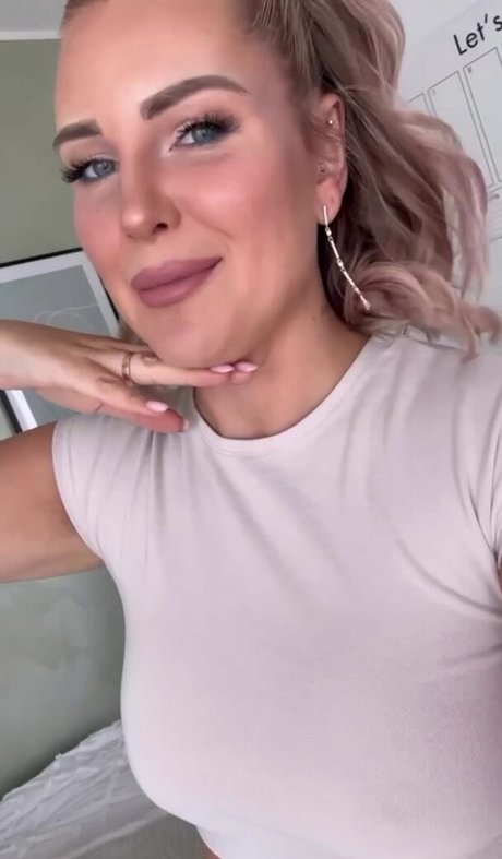 slut milf onlyfans nude gallery