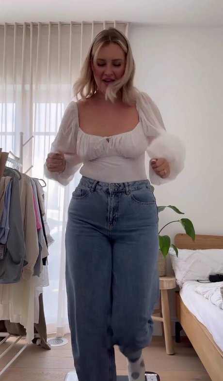 nude strip onlyfans sexy xxx images