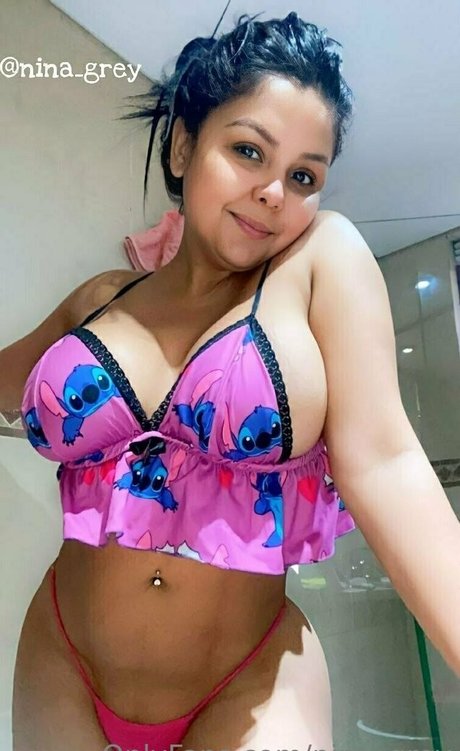 nina grey perfect model pic