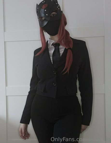 luna vip model sexy images