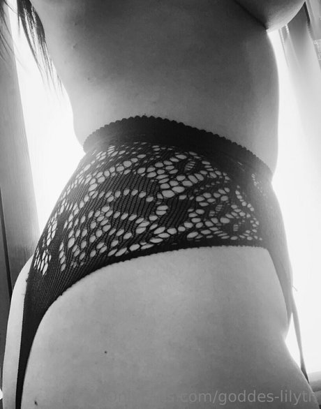 goddes lilyth model hot photos