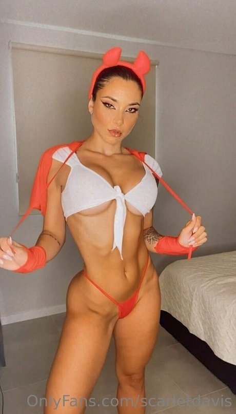 scarletdavis pornstar naked photo