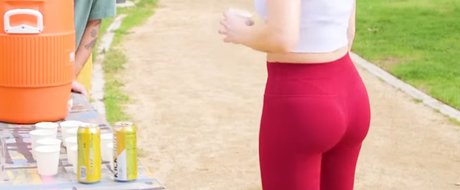 young onlyfans free naked picture