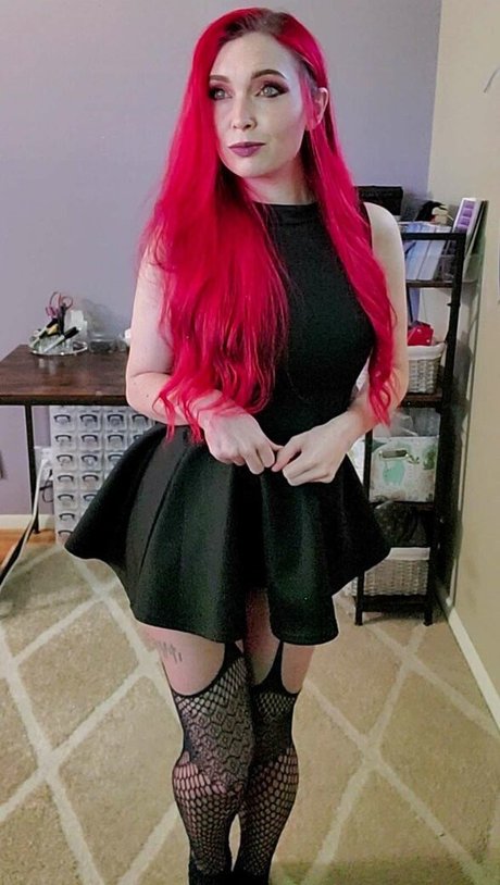 xMalin pornstar nice picture