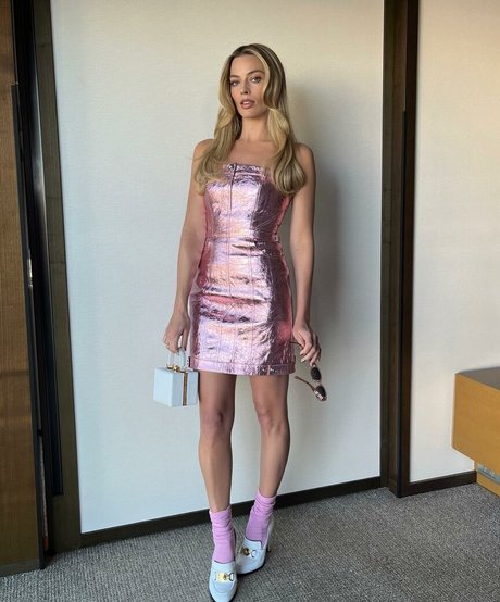 tiny asian onlyfans hot sex img