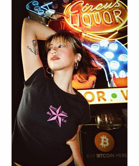 Itsreallysandyhere nice model pic