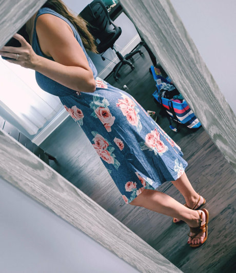 fitmomwith3 exclusive actress photo