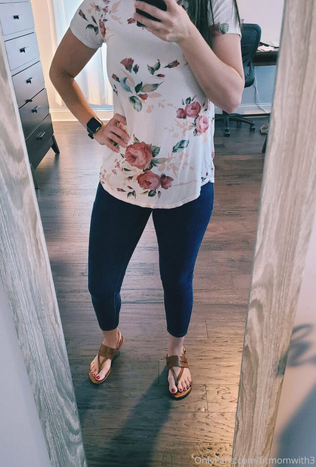 fitmomwith3 best model images