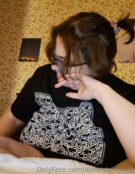 dollarstorejuice star pornographic pic