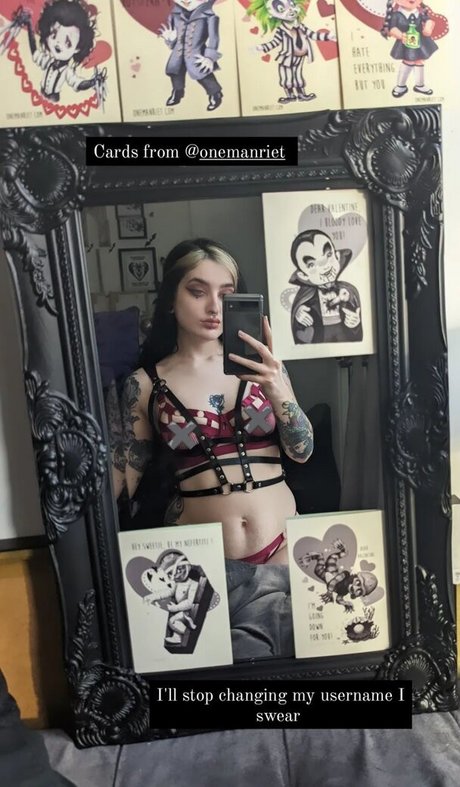 Melissa Lil pornstar adult archive