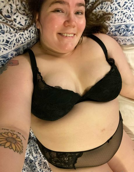 lavalampladyfree perfect actress pic