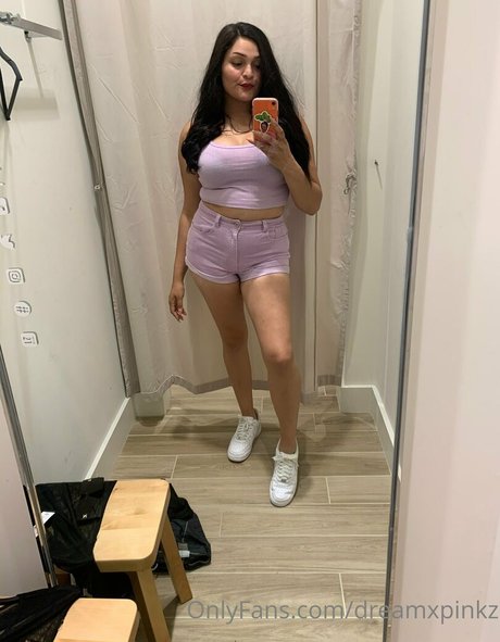 dreamxpinkz hot model photo