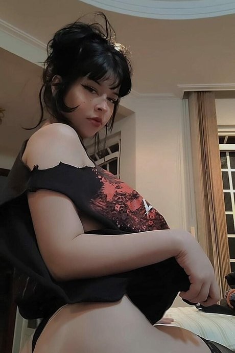 Violety fox sexy pornstar pics