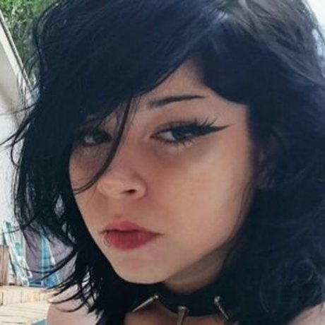 Violety fox pornographic model photo