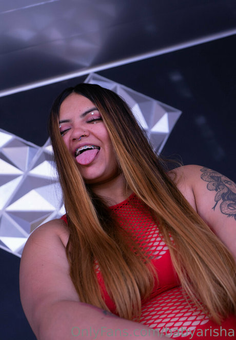 babyarisha beautiful actress image