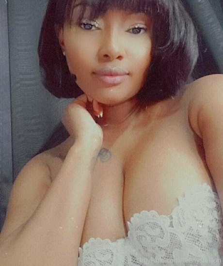 teenypie hot pornstar img