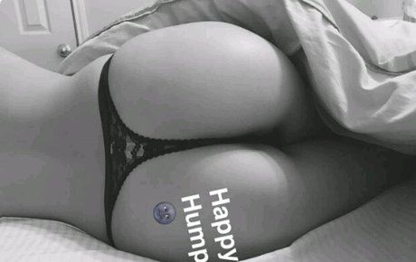 Vickibaybeee model free image