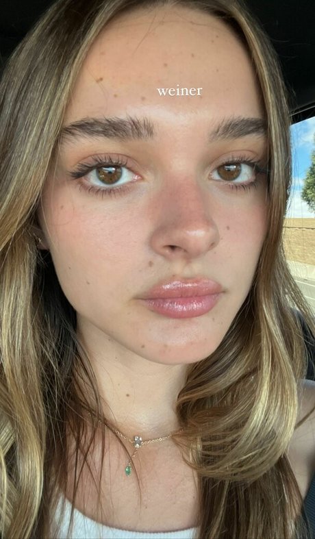 Charlotte Lawrence xxx pornstar galleries