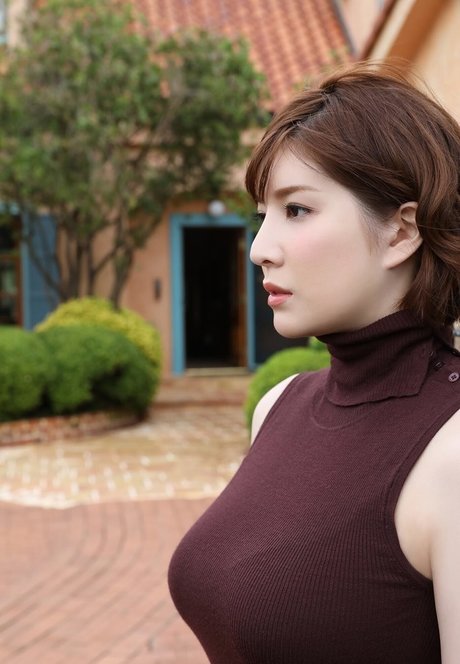 Shiose porn model photo