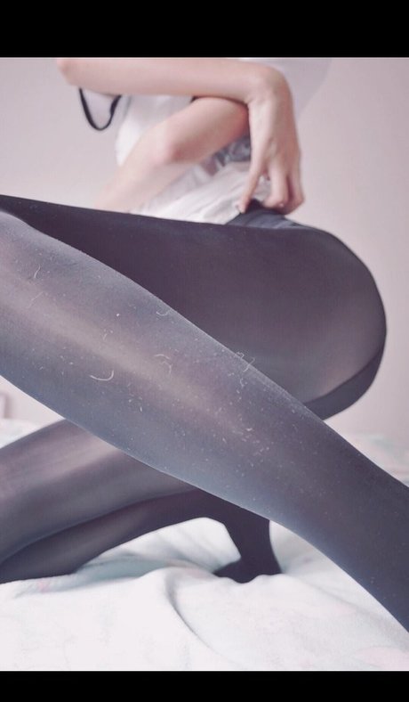 joi onlyfans pornographic image