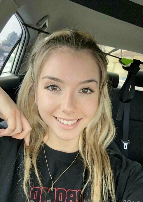 trans girl onlyfans nudes pic