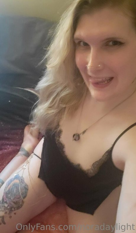 noradaylight perfect star gallery