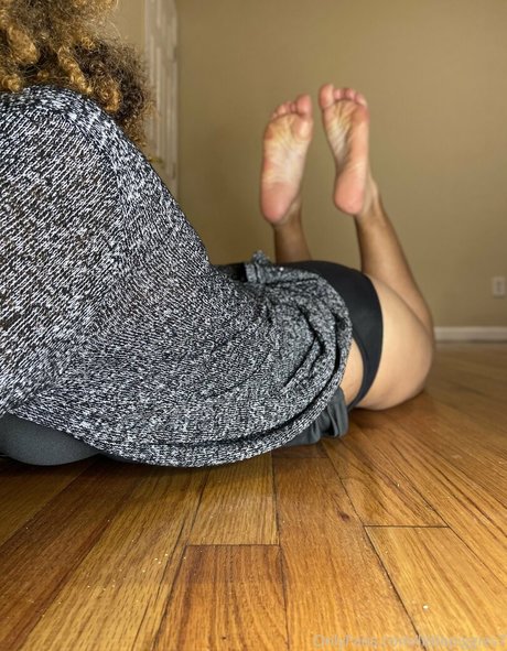 black lesbian onlyfans porno picture