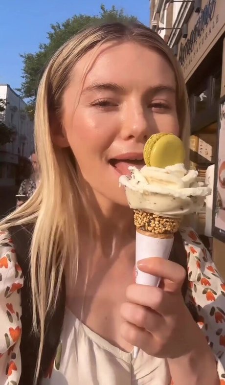 chubby solo onlyfans hot photos