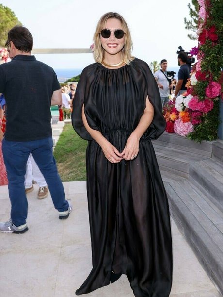 tanned onlyfans porno pictures