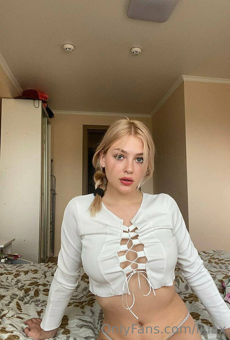 lilaxshy free pornstar galleries