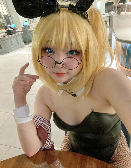 Donutskii pornstar sexy gallery