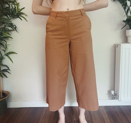 Doddleoddle model erotic pics