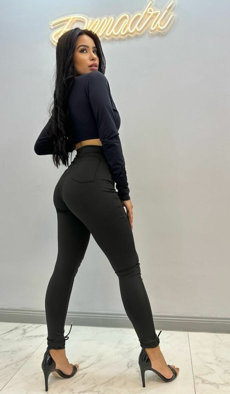 Larissa Nunes top model images