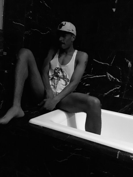 ALL Of LeroyyyHim1136 sex actress galleries