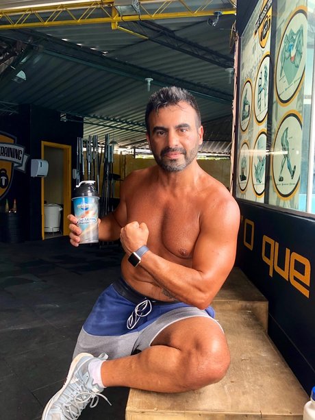 Leandro Guerra do Bonfim Almeida model perfect image