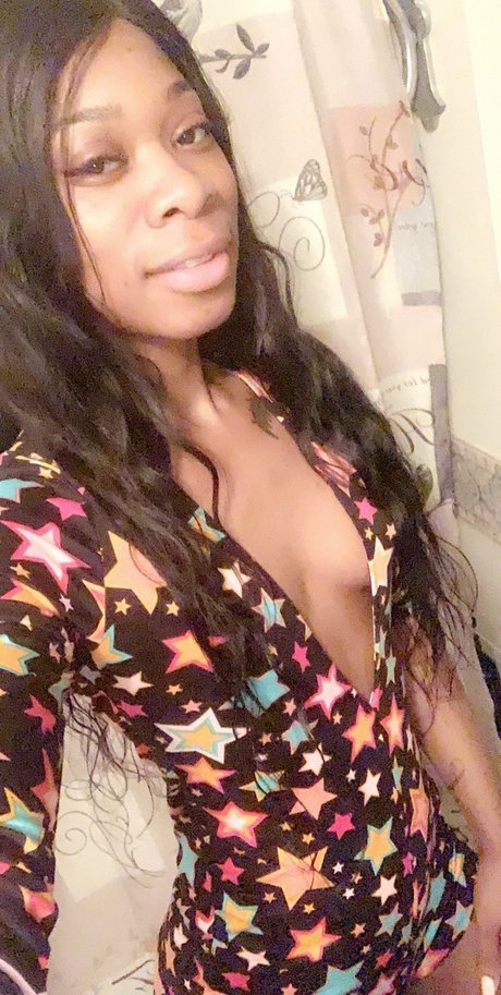 LeeshaDiamond star naked photos