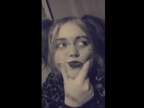 LeAnie MaRie StoNer_ free star picture