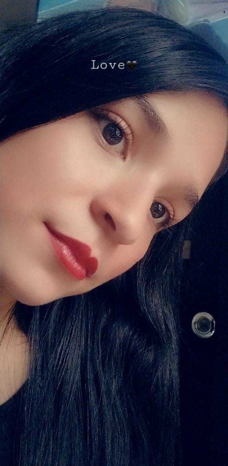 laurincon sexy model img