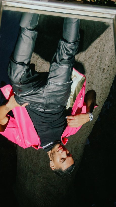 Zayy star erotic pic