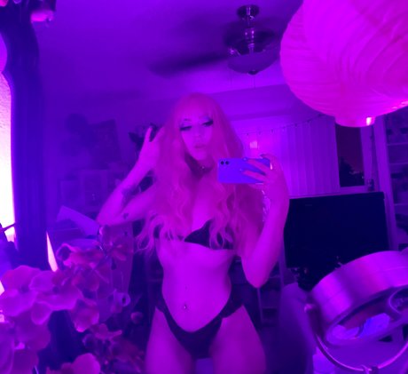 lilfoxbrat model exclusive pictures