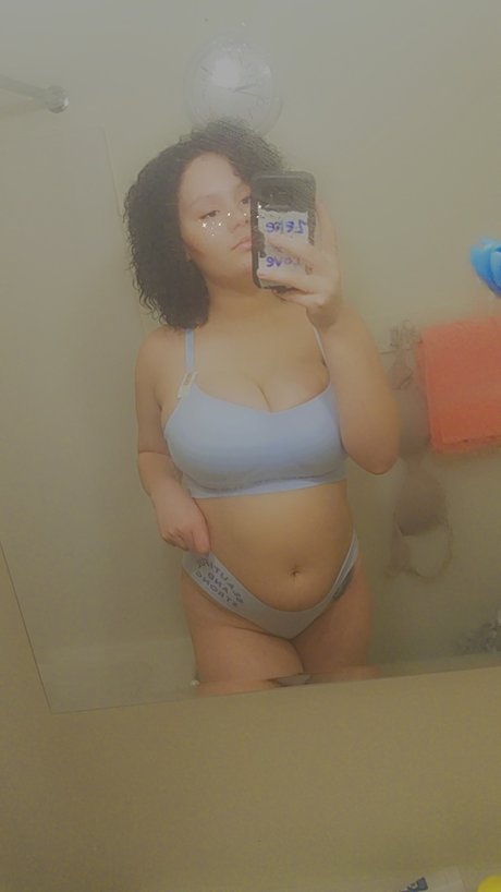 Moriah pornstar adult img