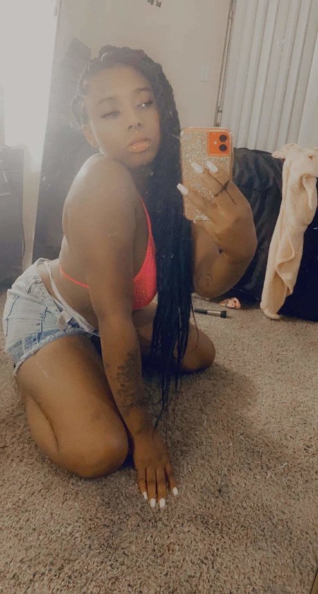 Lovelysunshine model art pic