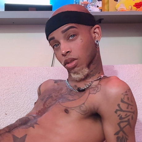 shemale masturbation onlyfans porn photo