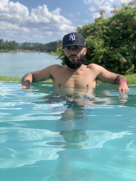 theonlylouie perfect pornstar pictures