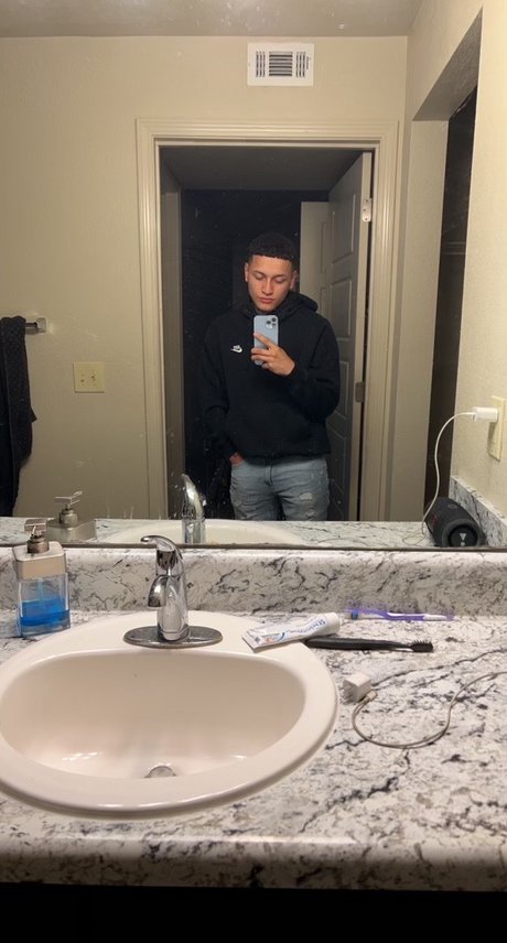 BabyBandz erotic actress galleries