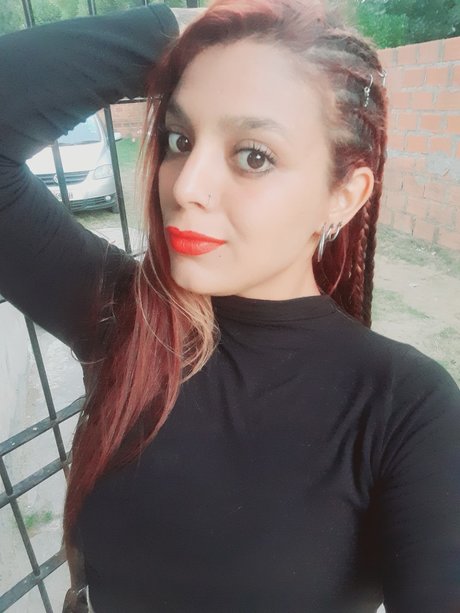 Lola morich sexy actress picture