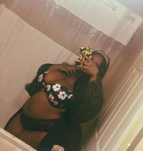 Madam Devine porn star pics