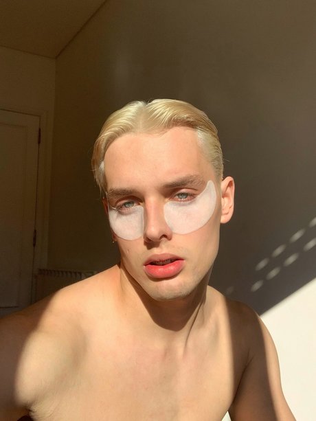 Cyril Luzin model top pics